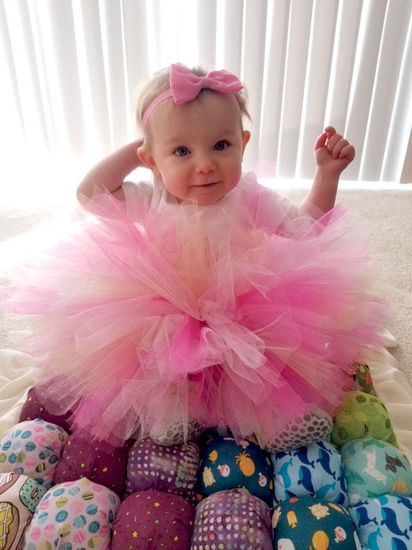 Poëzie vorm Beweegt niet DIY: Super Puffy Tulle Tutus for Your Princess Birthday Party! | Put Me In  The Story